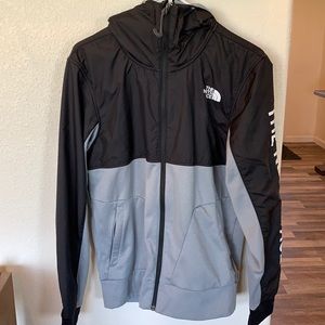 North face Windbreaker Men’s small